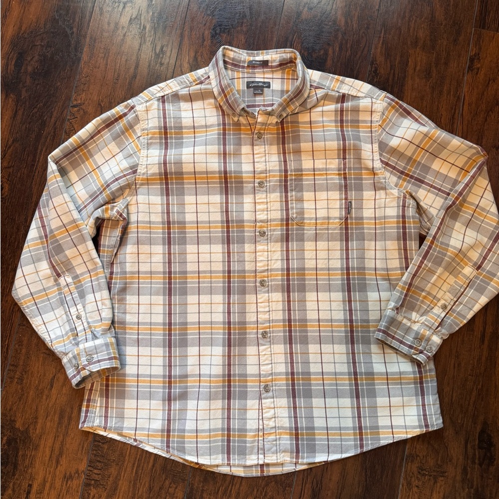Eddie‎ Bauer Flannel Shirt Mens XL Plaid Relaxed Fit  Button Up Outdoor Hiking